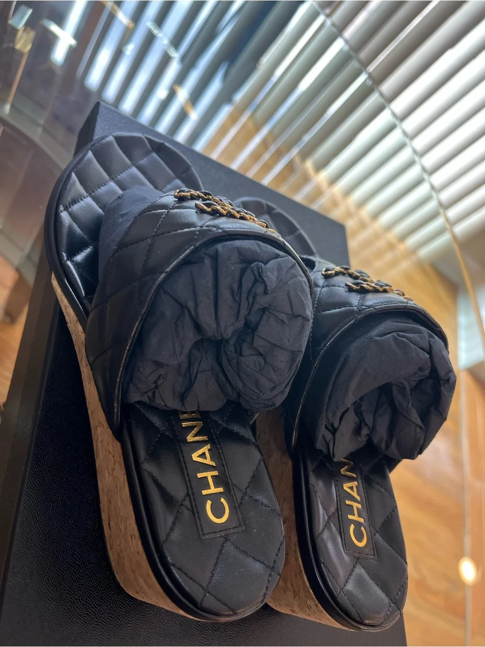 CHANEL Black Quilted Leather Thong Sandals with Gold Chain CC